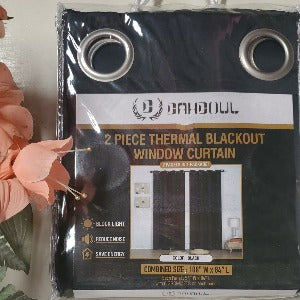 Cortina Black Out Dahdoul color black