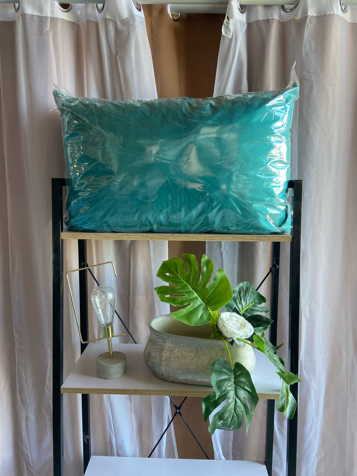 Almohada  Suave con Cierre Matrimonial