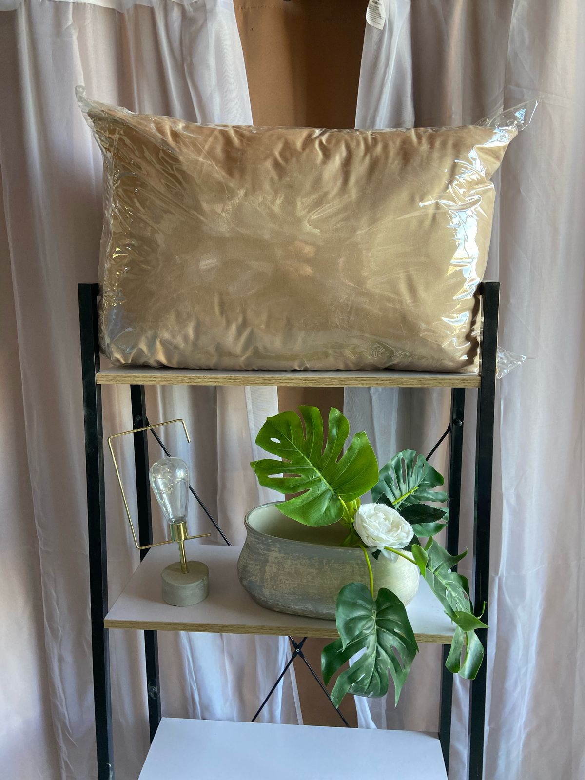 Almohada  Suave con Cierre Matrimonial