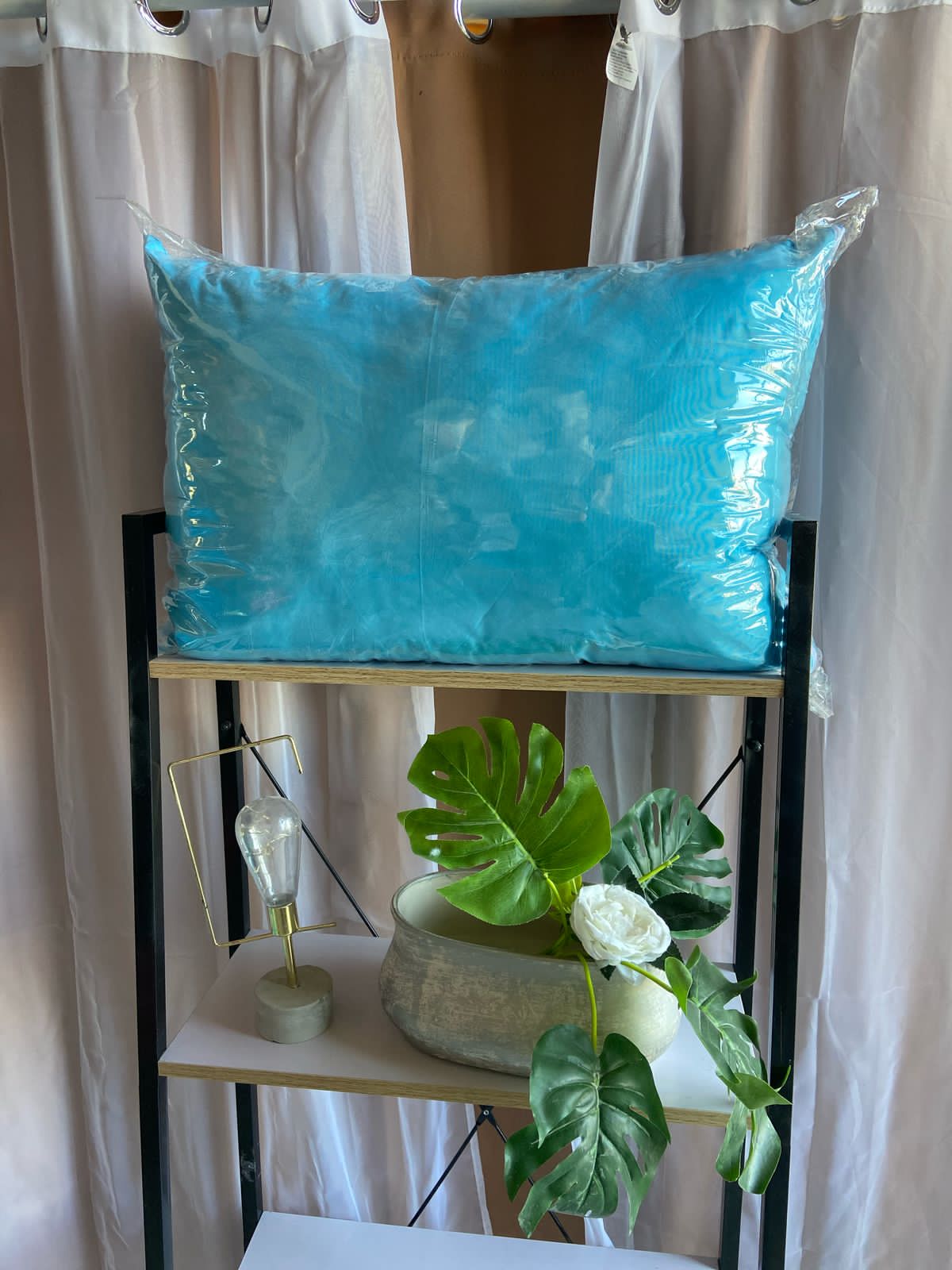 Almohada  Suave con Cierre Matrimonial