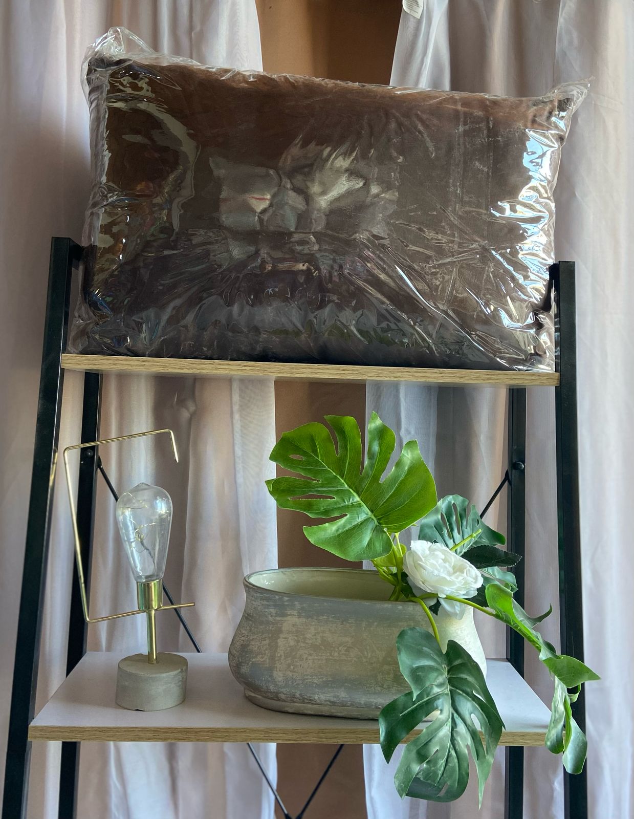 Almohada  Suave con Cierre Matrimonial