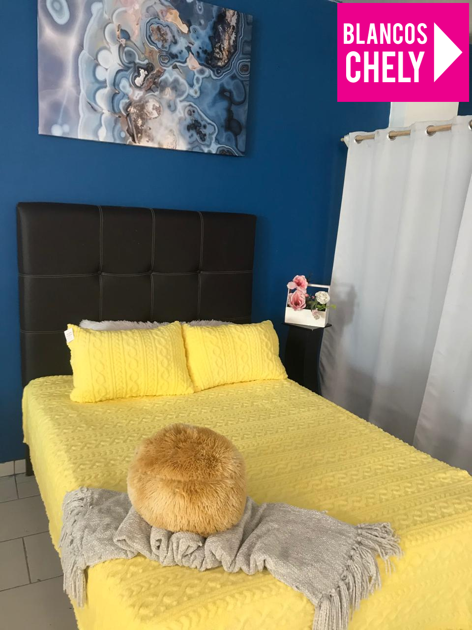 COMBO FRAZDA MATRIMONIAL Y PAR DE ALMOHADAS TRENZADO.