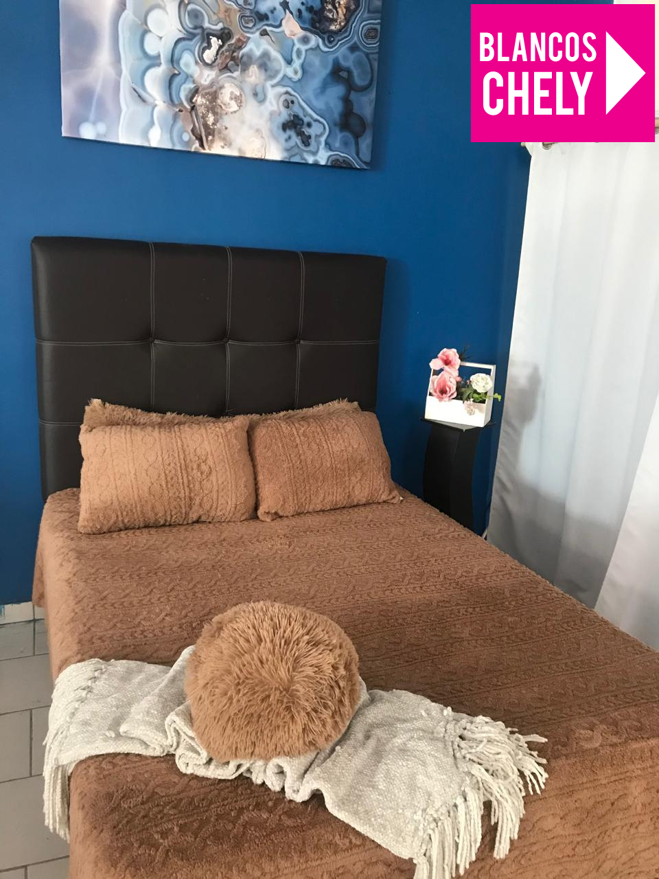 COMBO FRAZDA MATRIMONIAL Y PAR DE ALMOHADAS TRENZADO.