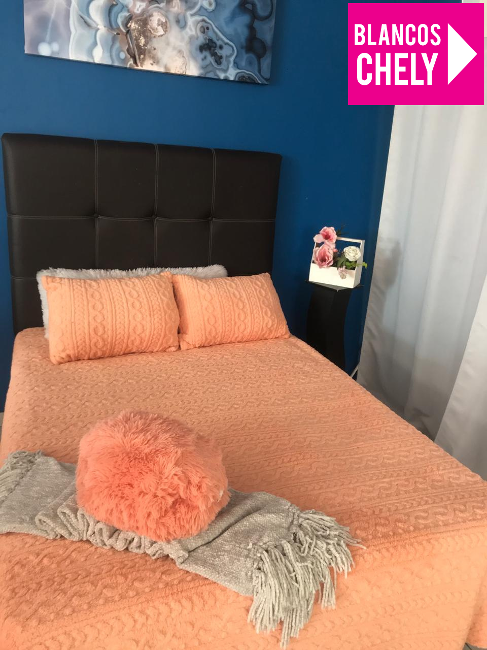 COMBO FRAZDA MATRIMONIAL Y PAR DE ALMOHADAS TRENZADO.