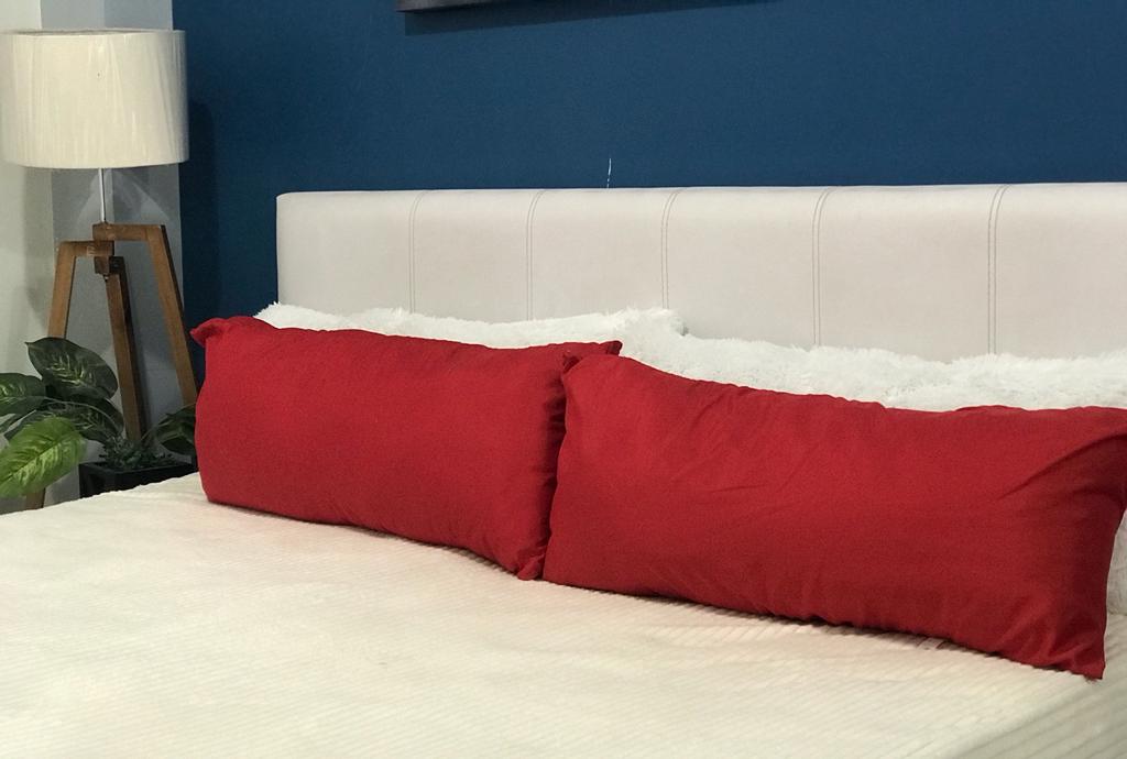 Almohada  Suave con Cierre Matrimonial